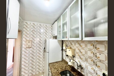 Apartamento à venda com 53m², 2 quartos e 1 vagaCozinha