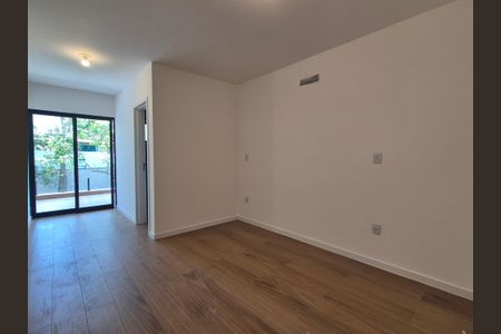 Casa de condomínio à venda com 220m², 4 quartos e 4 vagasSuíte 2