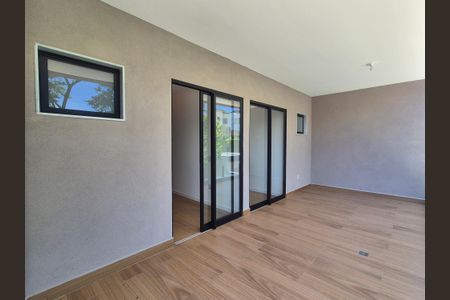 Casa de condomínio à venda com 220m², 4 quartos e 4 vagasVaranda suíte 2 e 3