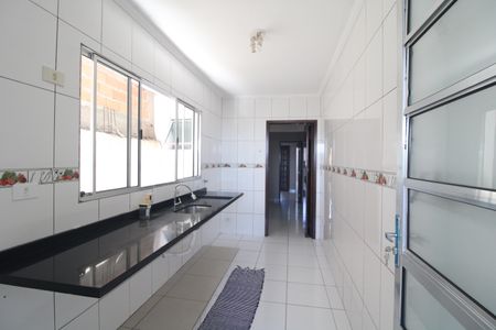 Casa para alugar com 2 quartos, 60m² em Jardim Orly, São Paulo