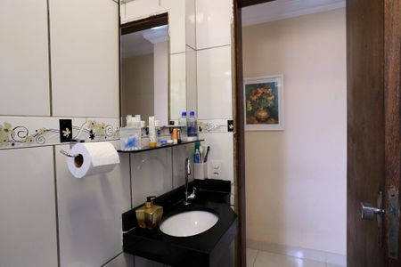 Apartamento à venda com 52m², 2 quartos e sem vagaBanheiro