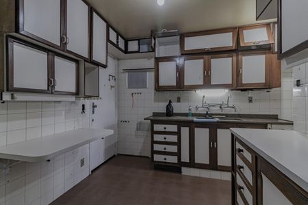 Apartamento à venda com 200m², 3 quartos e 2 vagasCozinha