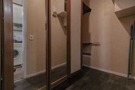 Apartamento à venda com 200m², 3 quartos e 2 vagasQuarto de Serviço