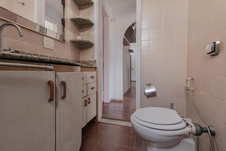 Apartamento à venda com 200m², 3 quartos e 2 vagasBanheiro Social