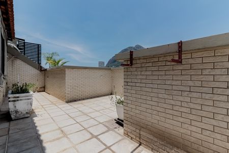 Apartamento à venda com 200m², 3 quartos e 2 vagasTerraço