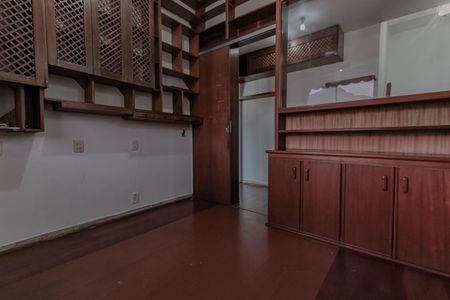Apartamento à venda com 200m², 3 quartos e 2 vagasEscritório
