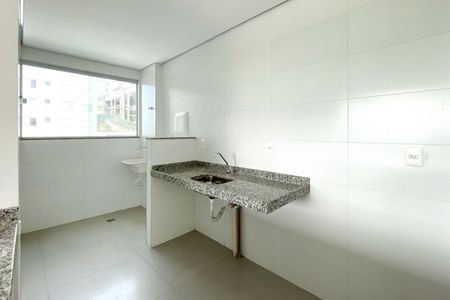 Apartamento à venda com 62m², 2 quartos e 2 vagas Apartamento à venda com 62m², 2 quartos e 2 vagasCozinha