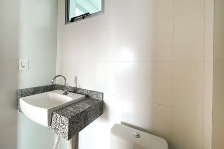 Apartamento à venda com 62m², 2 quartos e 2 vagas Apartamento à venda com 62m², 2 quartos e 2 vagasBanheiro