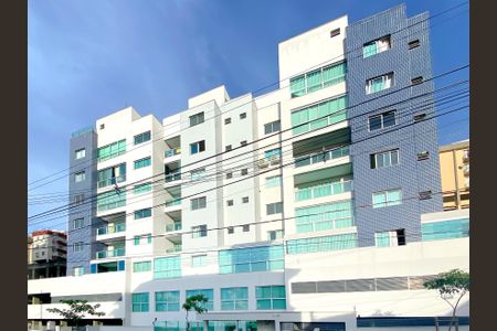 Apartamento à venda com 62m², 2 quartos e 2 vagas Apartamento à venda com 62m², 2 quartos e 2 vagasFachada