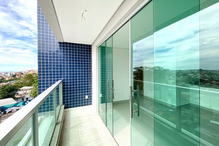 Apartamento à venda com 62m², 2 quartos e 2 vagas Apartamento à venda com 62m², 2 quartos e 2 vagasVaranda da Sala