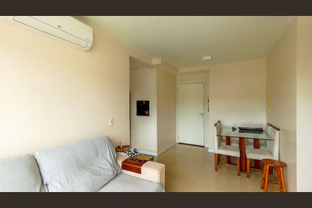 Sala de apartamento para alugar com 2 quartos, 56m² em Partenon, Porto Alegre