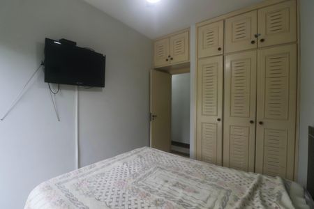 Quarto de apartamento para alugar com 2 quartos, 70m² em Jardim Tejereba, Guarujá
