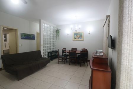 Sala de apartamento para alugar com 2 quartos, 70m² em Jardim Tejereba, Guarujá