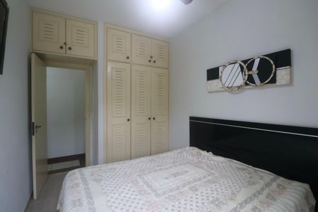 Quarto de apartamento para alugar com 2 quartos, 70m² em Jardim Tejereba, Guarujá