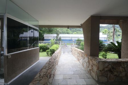 Apartamento para alugar com 70m², 2 quartos e 1 vagaFachada