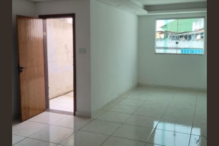 Casa para alugar com 3 quartos, 97m² em Centro, Ribeirão das Neves