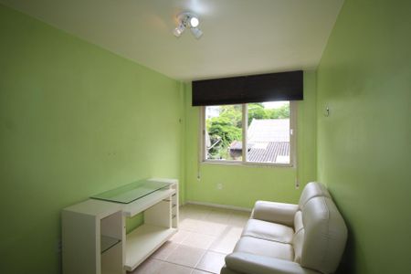 Sala de apartamento para alugar com 2 quartos, 48m² em Independência, Porto Alegre