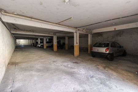 Casa de condomínio para alugar com 62m², 2 quartos e 2 vagas Casa de condomínio para alugar com 62m², 2 quartos e 2 vagasEstacionamento