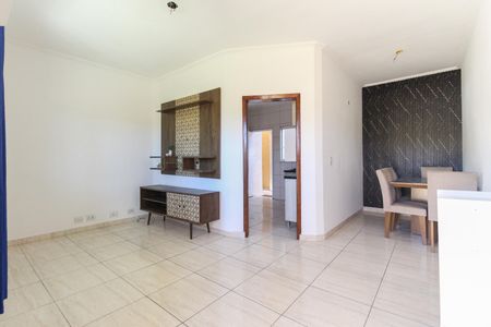 Sala de casa de condomínio para alugar com 2 quartos, 62m² em Vila Princesa Isabel, São Paulo
