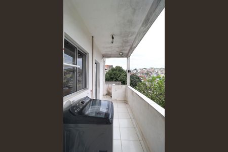 Casa para alugar com 90m², 2 quartos e 2 vagas