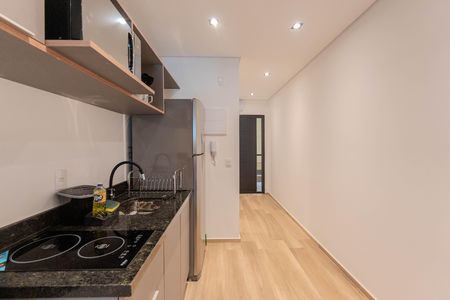 Cozinha de apartamento para alugar com 1 quarto, 33m² em Bela Vista, São Paulo