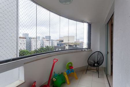 Apartamento à venda com 78m², 2 quartos e 2 vagasVaranda da Sala