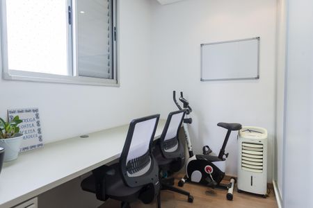 Apartamento à venda com 78m², 2 quartos e 2 vagasEscritório