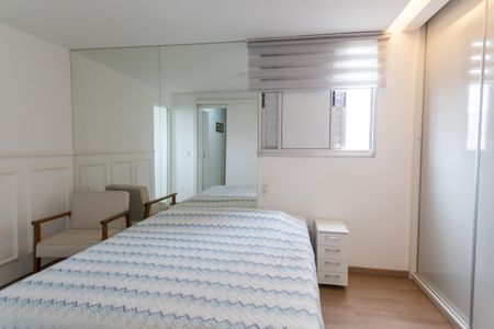 Apartamento à venda com 78m², 2 quartos e 2 vagassuite