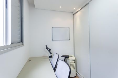 Apartamento à venda com 78m², 2 quartos e 2 vagasEscritório