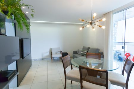 Apartamento à venda com 78m², 2 quartos e 2 vagassala