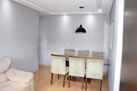 Sala de apartamento para alugar com 2 quartos, 49m² em Inocoop, Guarulhos