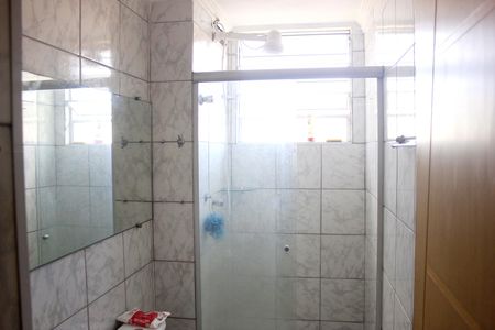 Banheiro de apartamento para alugar com 2 quartos, 49m² em Inocoop, Guarulhos