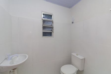 Banheiro de casa para alugar com 2 quartos, 50m² em Limoeiro, São Paulo