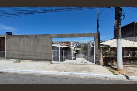 Casa para alugar com 50m², 2 quartos e 1 vagaFachada