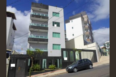 Apartamento para alugar com 130m², 3 quartos e 2 vagas