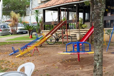 Apartamento para alugar com 44m², 2 quartos e 1 vaga Apartamento para alugar com 44m², 2 quartos e 1 vagaÁrea comum - Playground