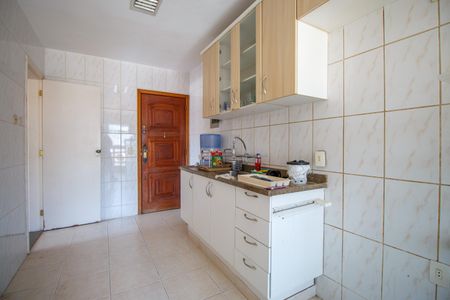 Apartamento à venda com 70m², 2 quartos e 1 vaga Apartamento à venda com 70m², 2 quartos e 1 vagaCozinha