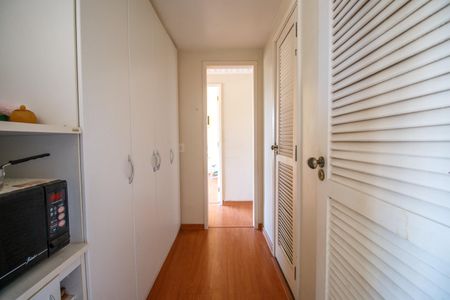 Apartamento à venda com 70m², 2 quartos e 1 vaga Apartamento à venda com 70m², 2 quartos e 1 vagaÁrea de Serviço