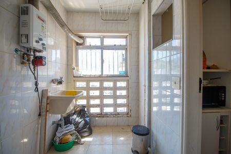 Apartamento à venda com 70m², 2 quartos e 1 vagaÁrea de Serviço