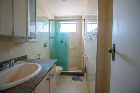 Apartamento à venda com 70m², 2 quartos e 1 vaga Apartamento à venda com 70m², 2 quartos e 1 vagaBanheiro