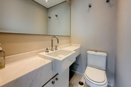 Apartamento à venda com 348m², 4 quartos e 4 vagasLavabo - Piso 1