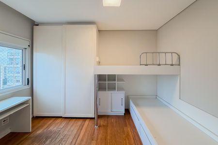 Apartamento à venda com 348m², 4 quartos e 4 vagasQuarto 1 - Piso 1