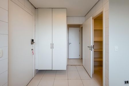 Apartamento à venda com 348m², 4 quartos e 4 vagasÁrea de Serviço - Piso 1