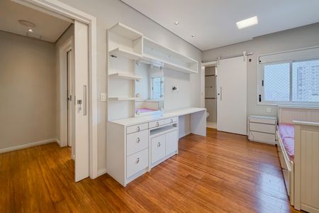 Apartamento à venda com 348m², 4 quartos e 4 vagasSuíte 1 - Piso 1