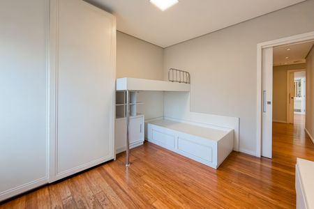 Apartamento à venda com 348m², 4 quartos e 4 vagasQuarto 1 - Piso 1