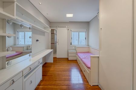 Apartamento à venda com 348m², 4 quartos e 4 vagasSuíte 1 - Piso 1