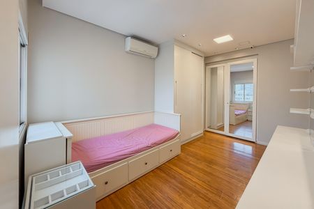 Apartamento à venda com 348m², 4 quartos e 4 vagasSuíte 1 - Piso 1