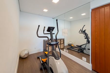 Apartamento à venda com 348m², 4 quartos e 4 vagasPiso 2 - Sala de Ginástica