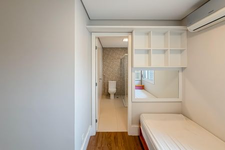 Apartamento à venda com 348m², 4 quartos e 4 vagasPiso 2 - Suíte 2