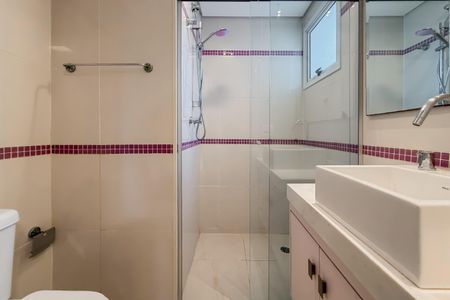 Apartamento à venda com 348m², 4 quartos e 4 vagasBanheiro da Suíte 1 - Piso 1